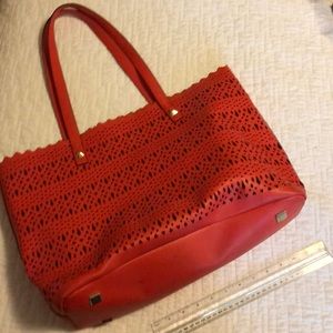 STELLA AND DOT TOTE